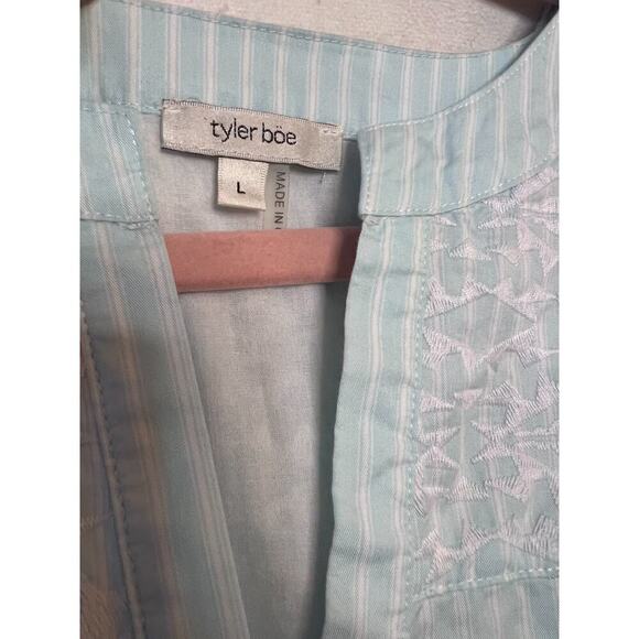 Tyler Boe Dress Size Large Light Blue With White Accents - Picture 3 of 4